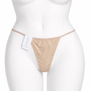 NWT Calvin Klein Beige Thong Panties Women’s Size M | Seamless Stretch Underwear